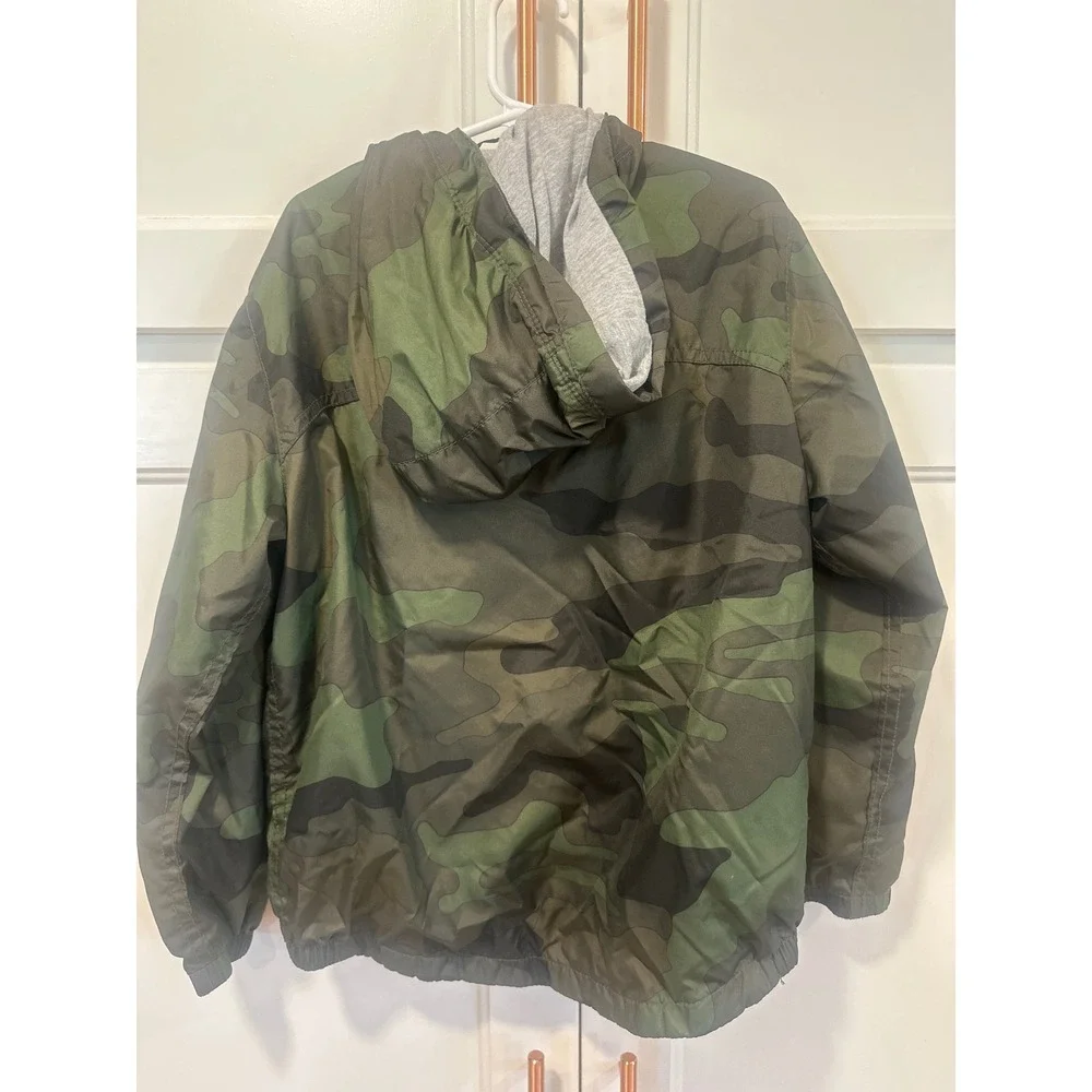 Gap Kids Camo Windbreaker Jacket Green Camouflage Full Zip Hooded Small S 6-7